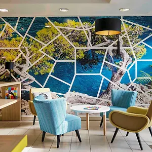 Adagio Access Saint Charles Aparthotel
